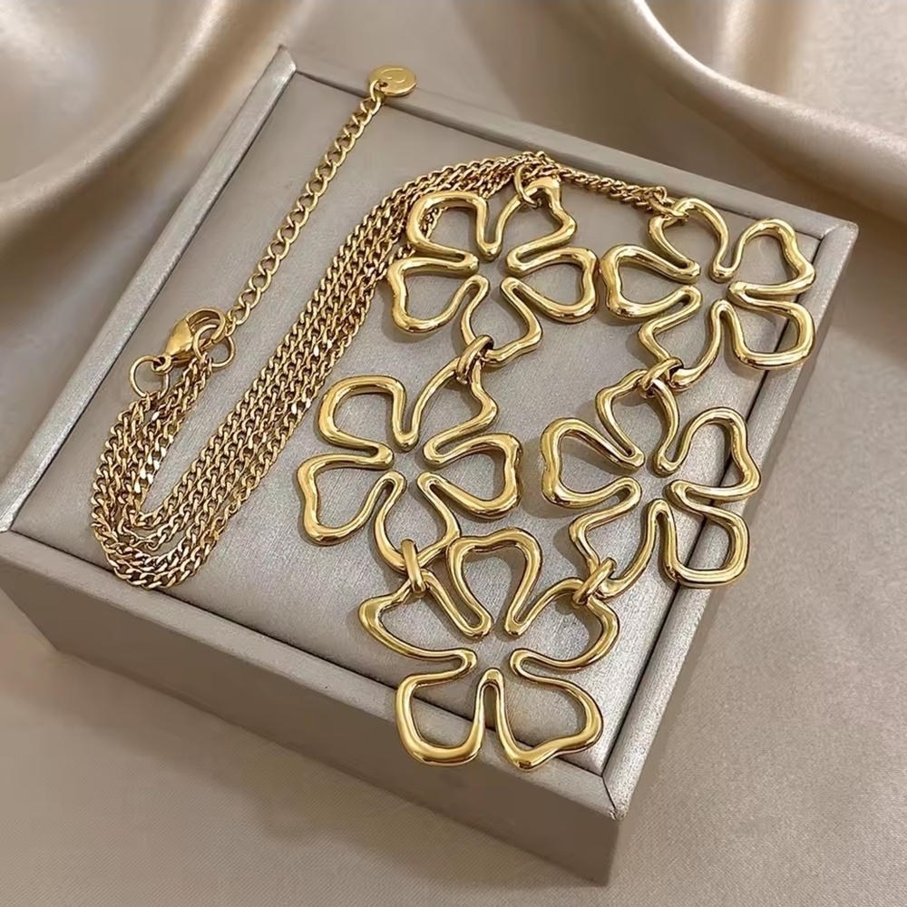 Gold Floral Link Necklace - Picture 2 of 6